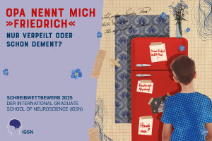 Schreibwettbewerb 2025 der IGSN. (c) International Graduate School of Neuroscience Visual of the IGSN writing competition 2025: A child in a blue T-shirt stands in front of a red fridge with three sticky notes that read: “Your grandson’s name is Paul,” “Today is Monday,” and “Stove off?”. On top of the fridge is a vase with a bouquet of forget-me-nots.
